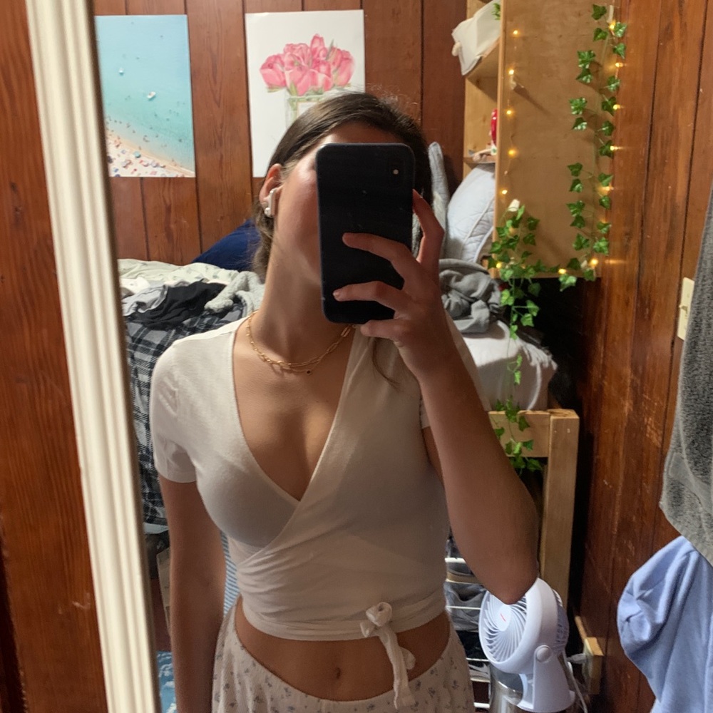 Wrap brandy Melville top